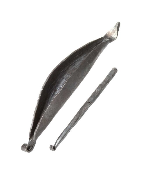 Afroton Apitua, small, handbell with beater